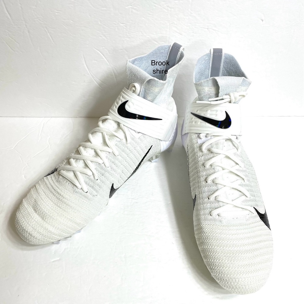 Nike Alpha Menace Elite 2 Flyknit Football Cleats AO3374-101